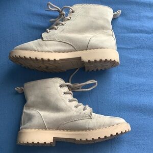 Old Navy G Combat Boots Quinoa Kids size 3 V/700082435 04/22